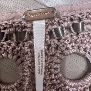 Super cute, free people blouse size medium